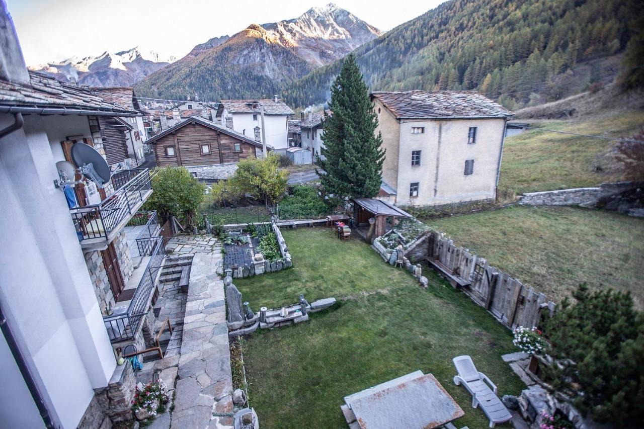 L'Atelier Du Temps - Herbetet Appartement Cogne Exterior foto